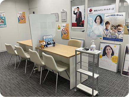 札幌支店の店内